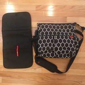Skip Hop Diaper Bag w/changing pad